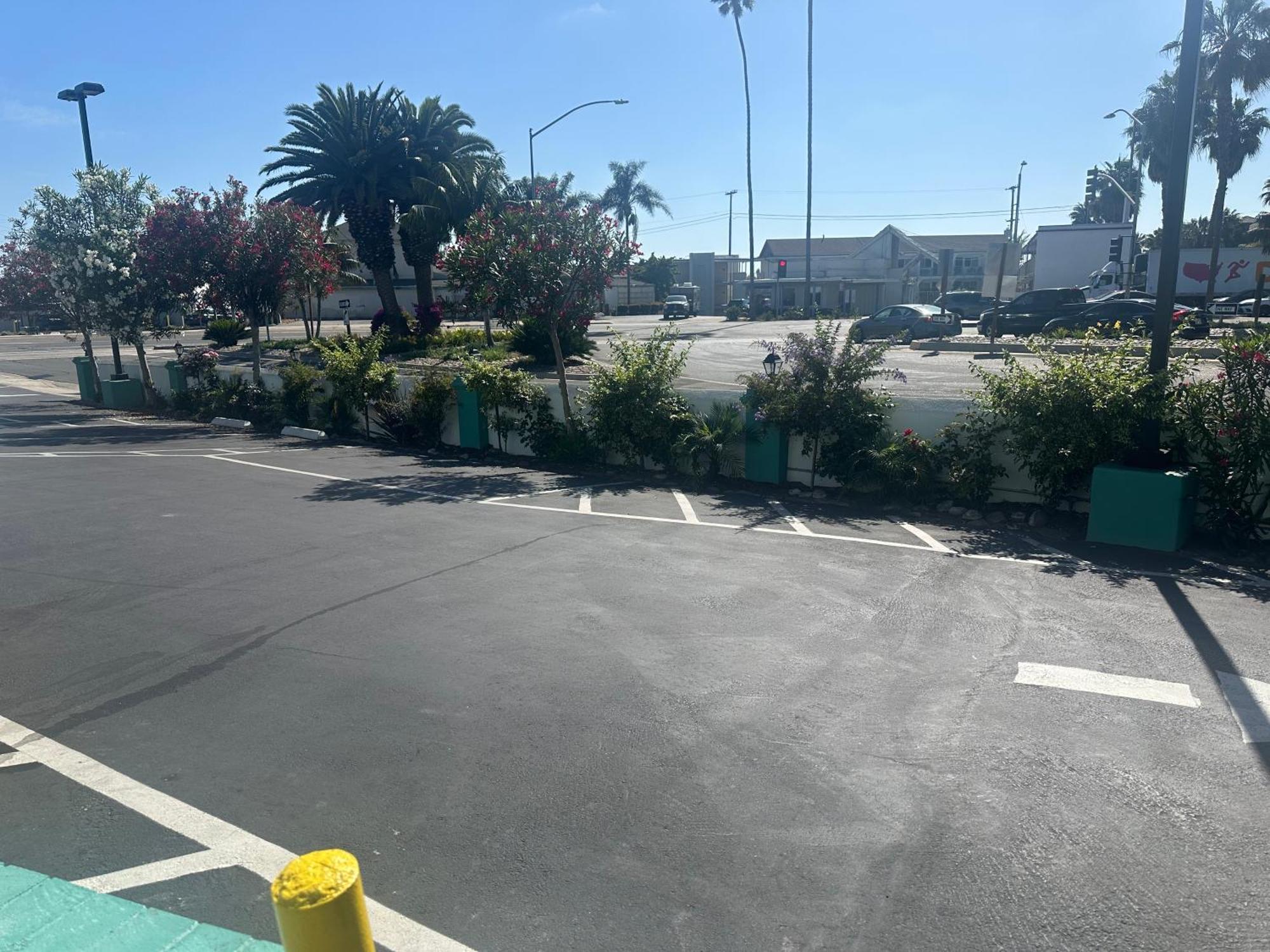 Hotel Super 8 By Wyndham Oceanside Downtown Extérieur photo